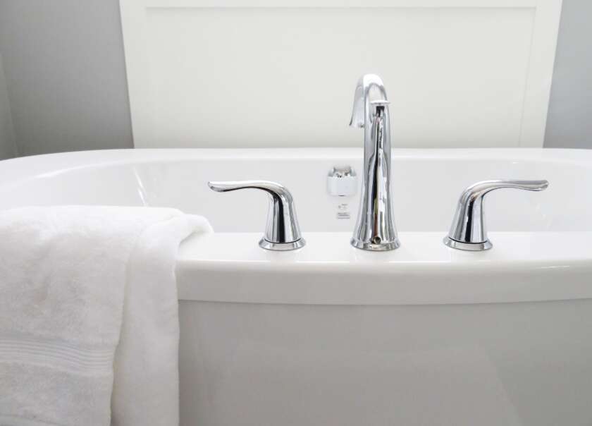 Things to Consider When Buying a Freestanding Bath